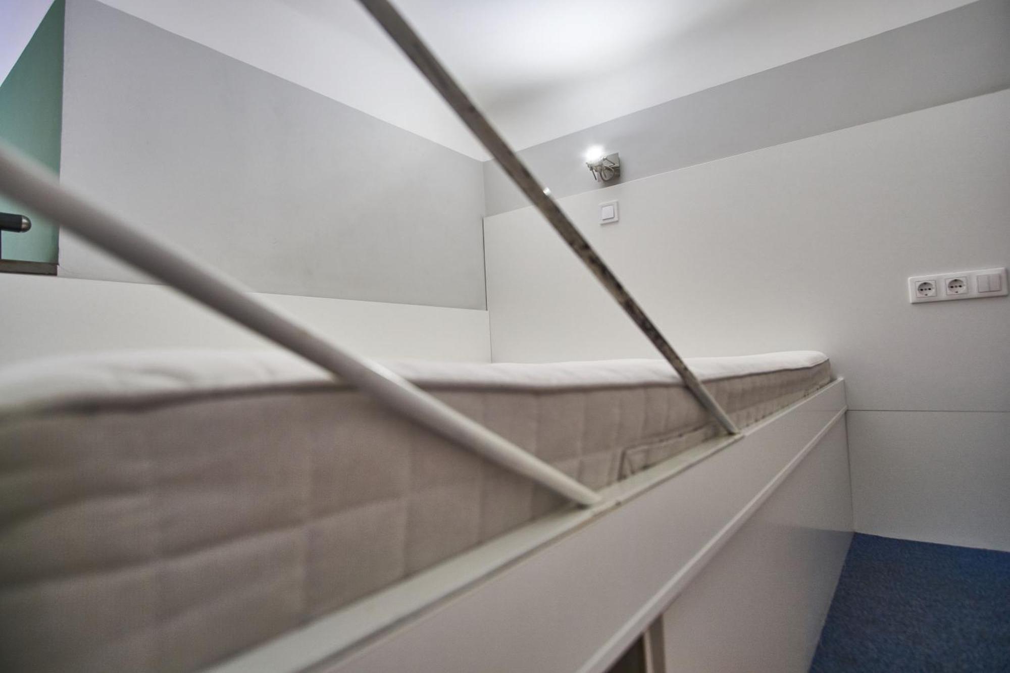 Z40 Apartments - Hostaid Boedapest Kamer foto