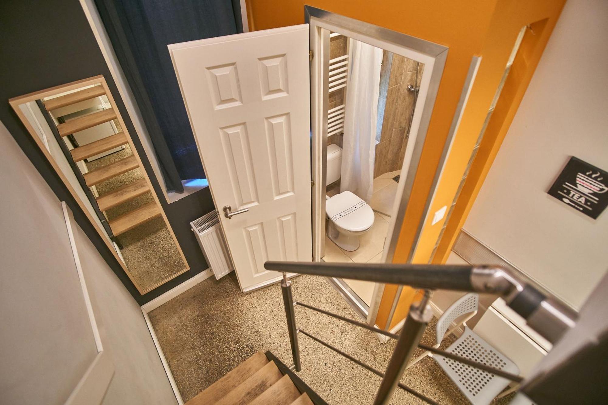 Z40 Apartments - Hostaid Boedapest Kamer foto